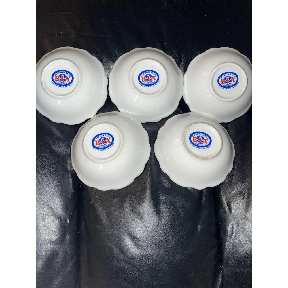 BIA Cordon Bleu White Scalloped Fruit Bowls Set of 5 Porcelain Made in China